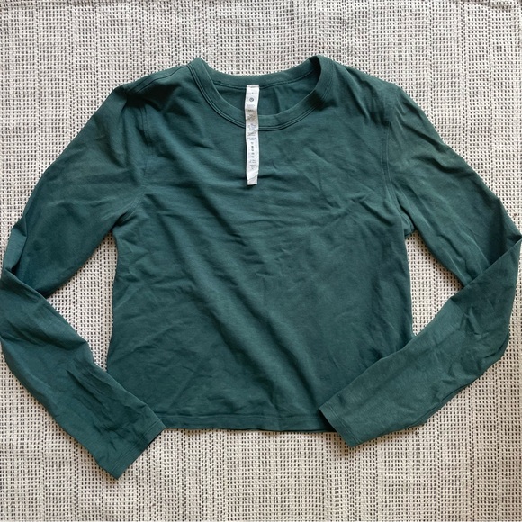 Lululemon Classic-Fit Cotton-Blend Long Sleeve | Green | Size 2 | worn twice - Picture 1 of 7